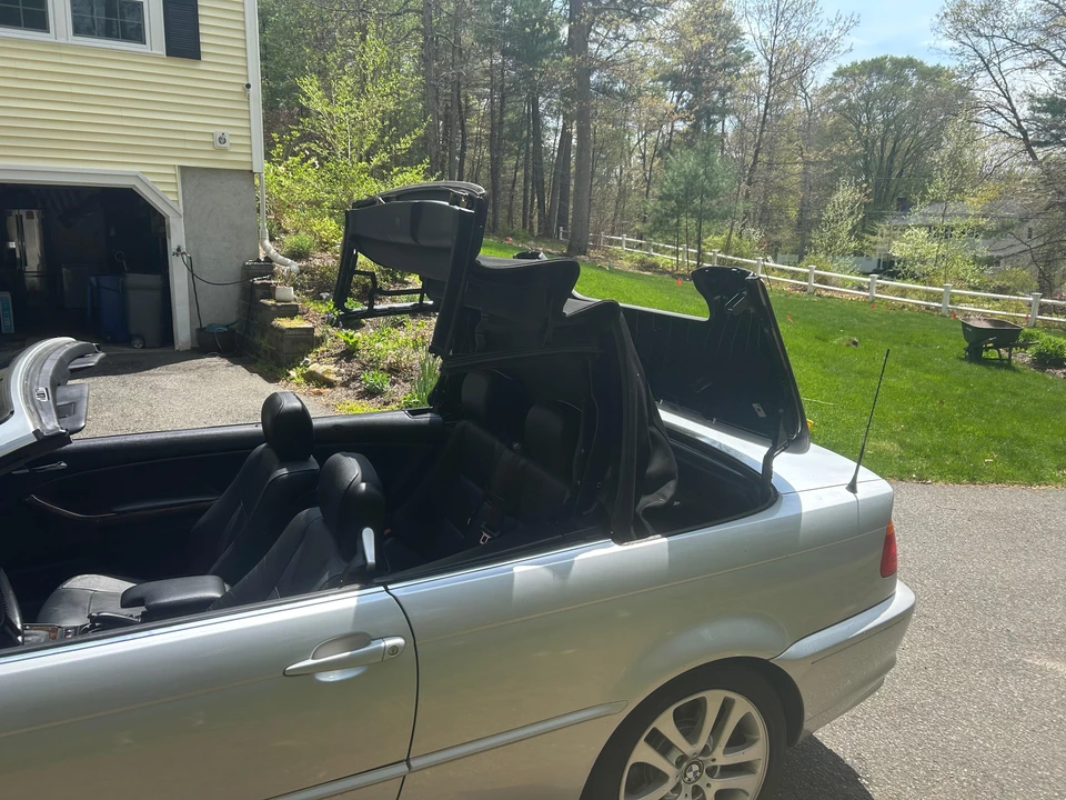 2001 BMW E46 330i & 330Ci - Image 30 of 31