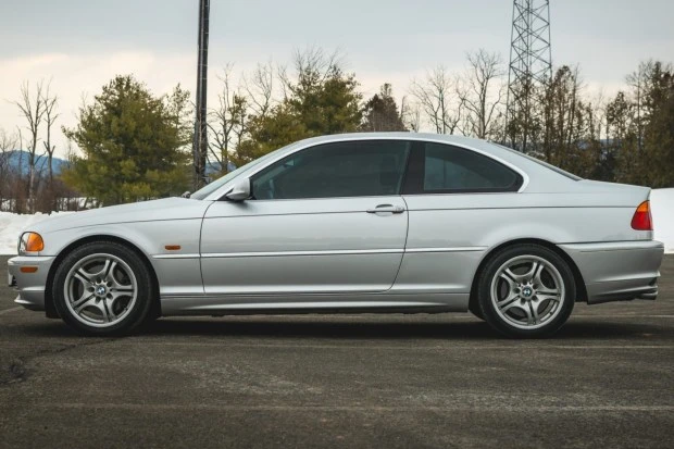 2001 BMW E46 330i & 330Ci - Image 3 of 8