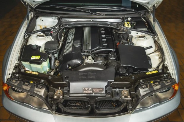 2001 BMW E46 330i & 330Ci - Image 6 of 8