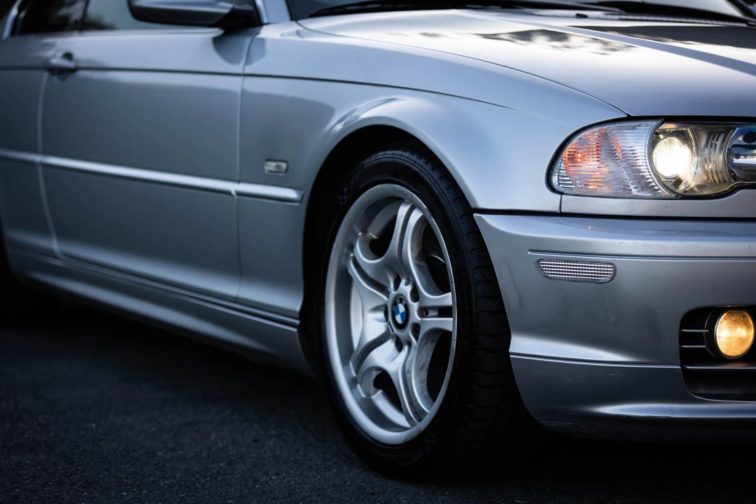 2001 BMW E46 330i & 330Ci - Image 29 of 31