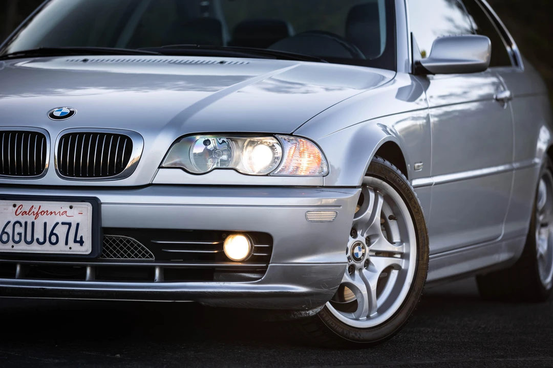 2001 BMW E46 330i & 330Ci - Image 18 of 31