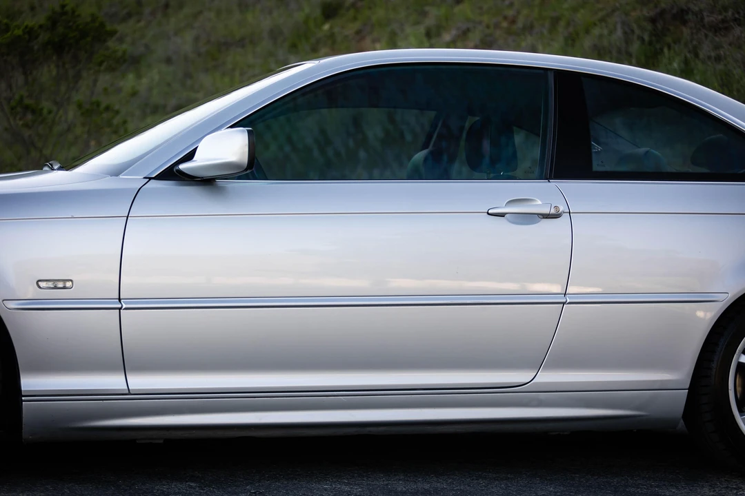2001 BMW E46 330i & 330Ci - Image 20 of 31