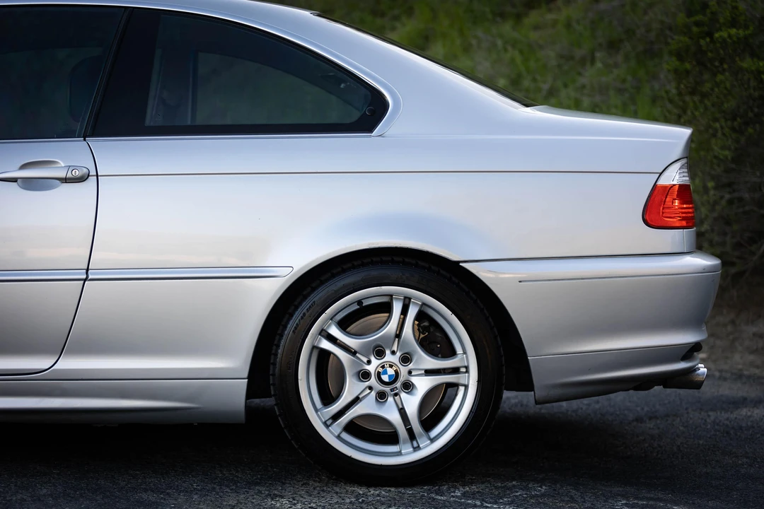 2001 BMW E46 330i & 330Ci - Image 22 of 31
