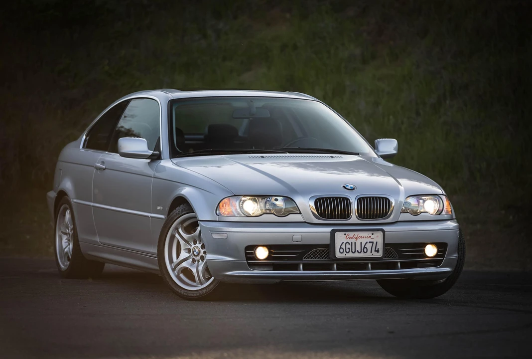 2001 BMW E46 330i & 330Ci - Image 15 of 31
