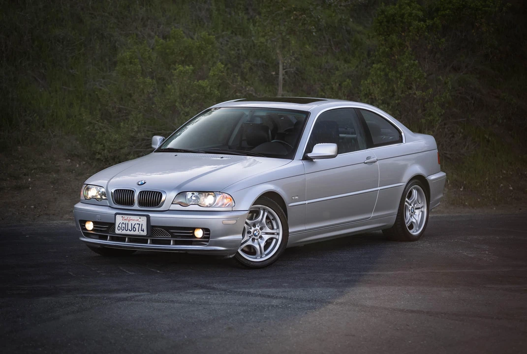 2001 BMW E46 330i & 330Ci - Image 7 of 31