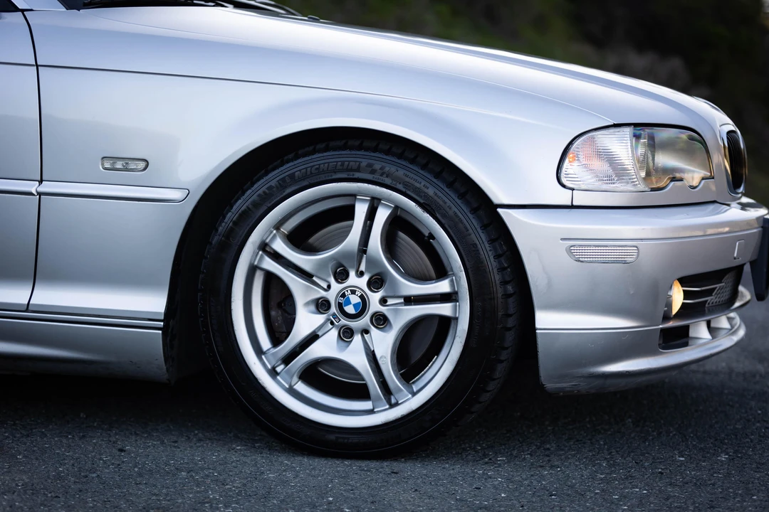 2001 BMW E46 330i & 330Ci - Image 27 of 31