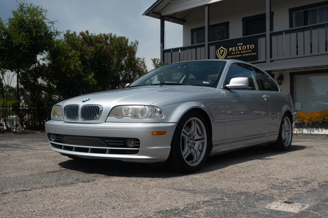 2001 BMW E46 330i & 330Ci - Image 8 of 31