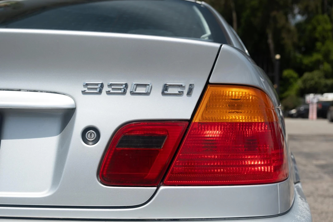 2001 BMW E46 330i & 330Ci - Image 29 of 31