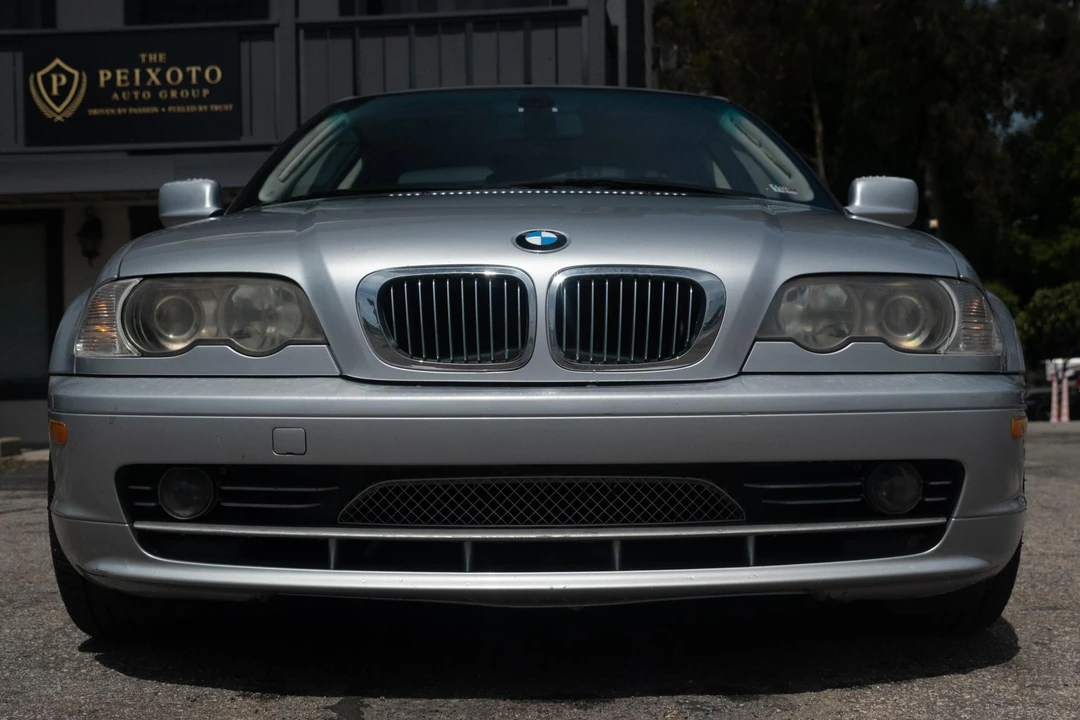 2001 BMW E46 330i & 330Ci - Image 2 of 31