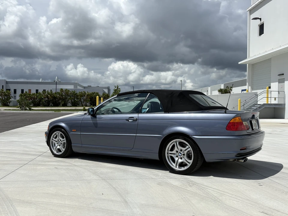 2001 BMW E46 330i & 330Ci - Image 24 of 31