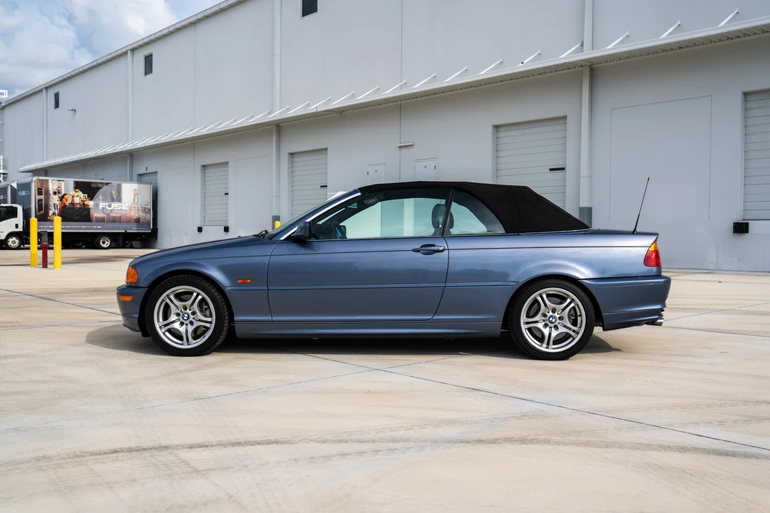 2001 BMW E46 330i & 330Ci - Image 21 of 31
