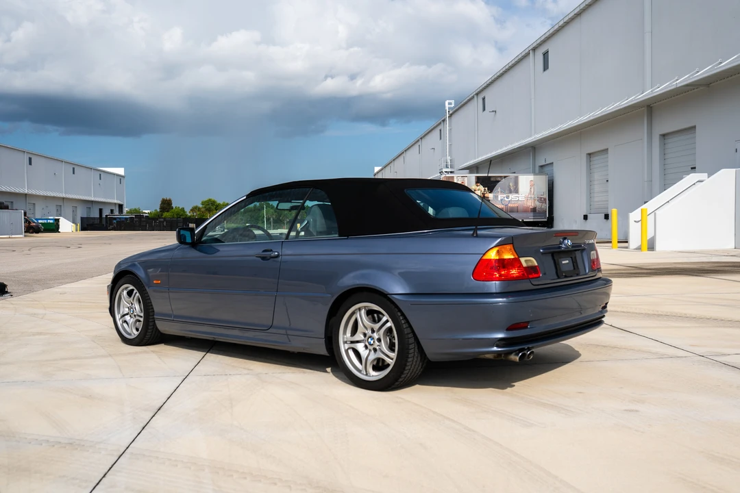 2001 BMW E46 330i & 330Ci - Image 23 of 31