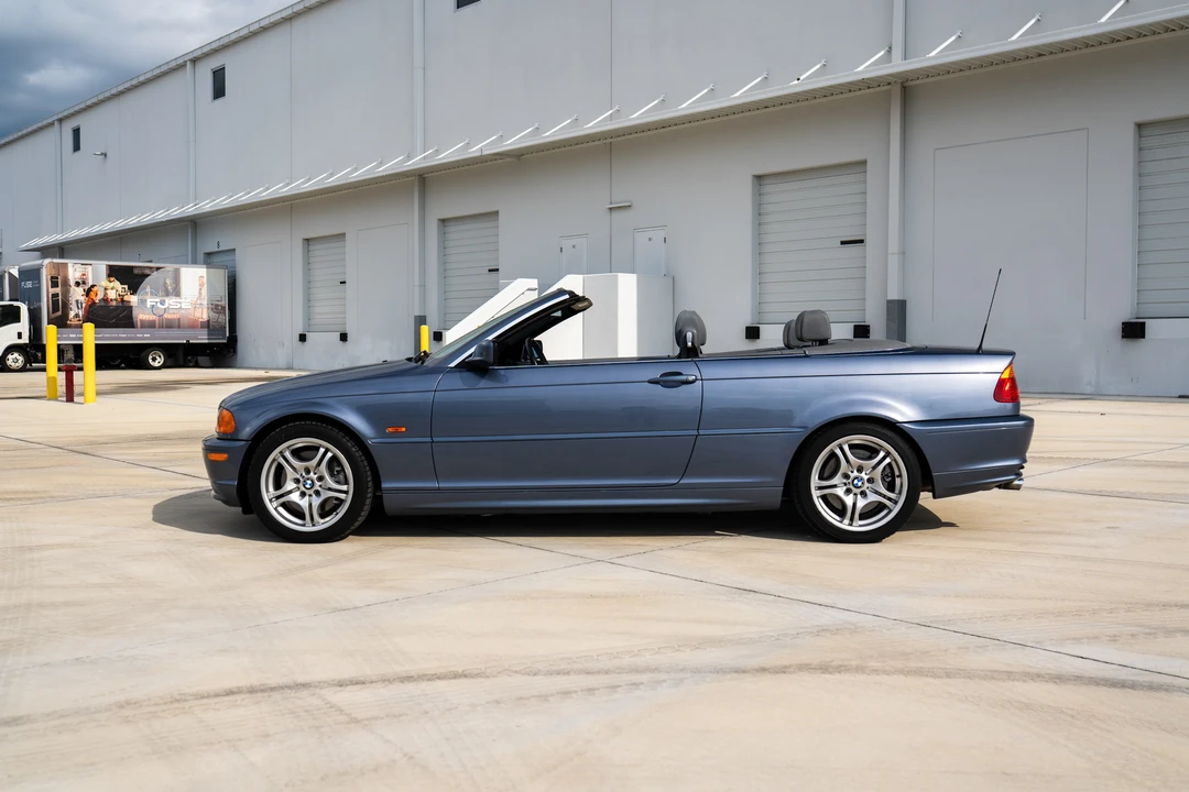 2001 BMW E46 330i & 330Ci - Image 20 of 31
