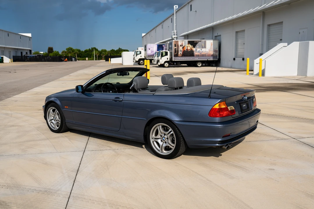 2001 BMW E46 330i & 330Ci - Image 25 of 31