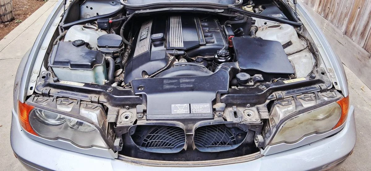 2001 BMW E46 330i & 330Ci - Image 5 of 10