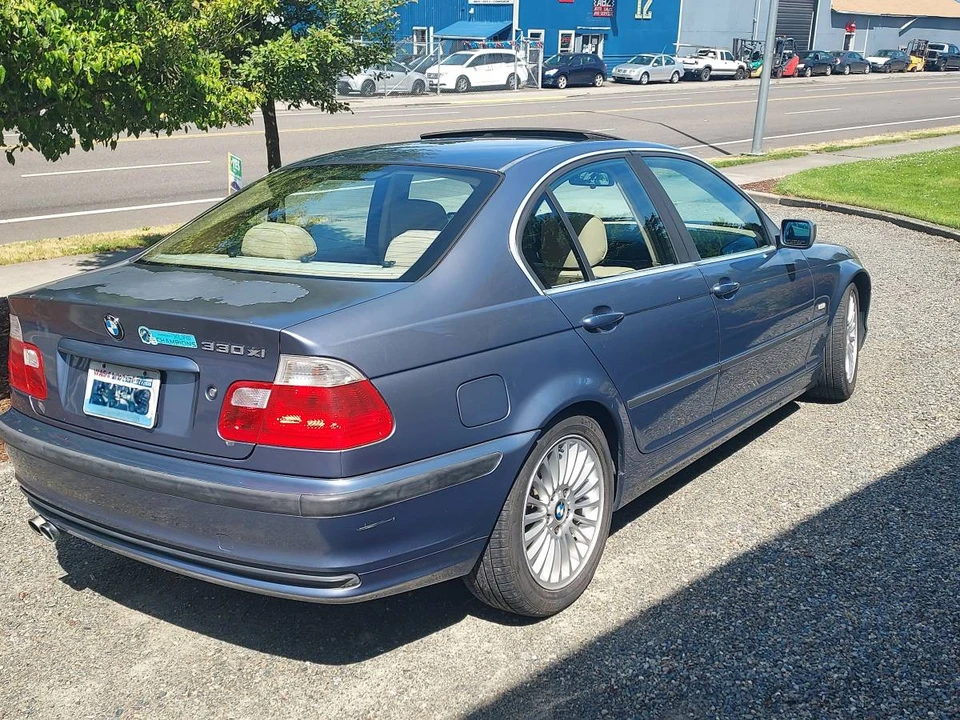 2001 BMW E46 330i & 330Ci - Image 4 of 7
