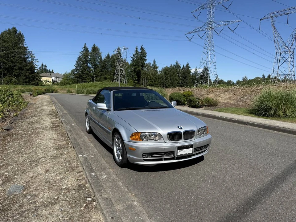 2001 BMW - Image 8 of 15