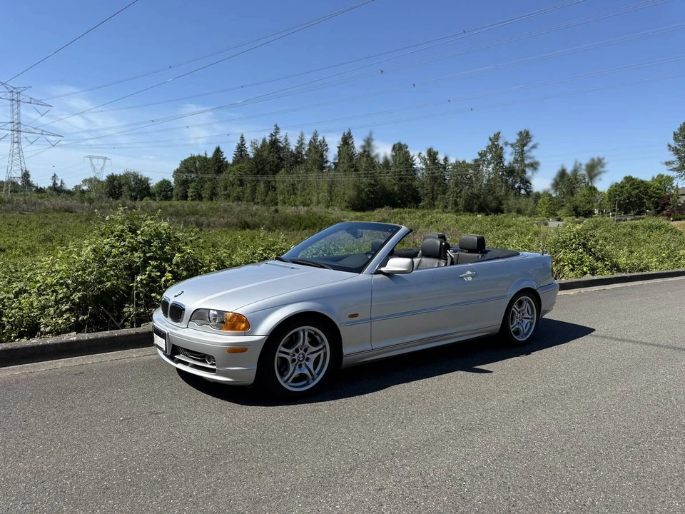 2001 BMW - Image 2 of 15