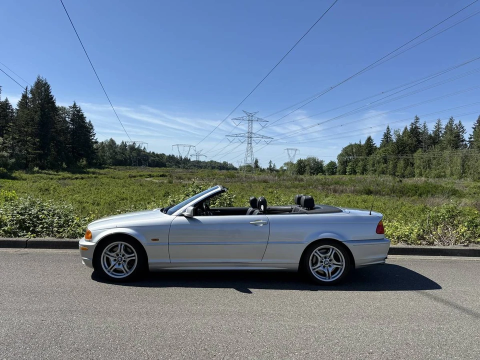 2001 BMW - Image 3 of 15