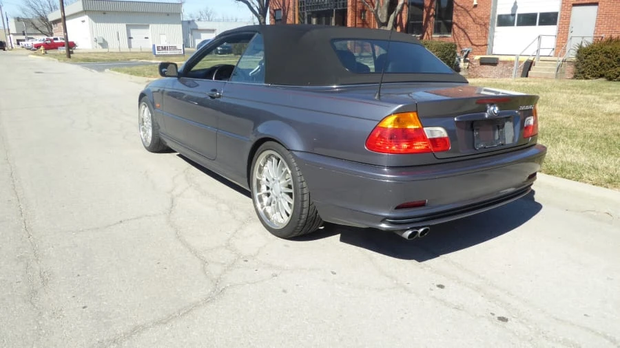2001 BMW E46 330i & 330Ci - Image 3 of 9