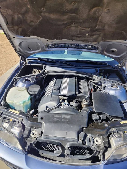 2001 BMW E46 330i & 330Ci - Image 9 of 12