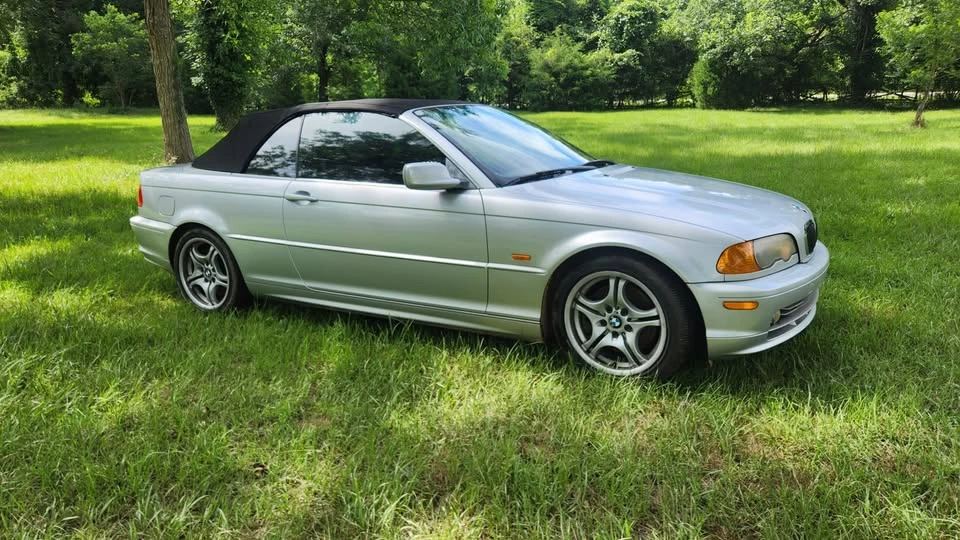 2001 BMW E46 330i & 330Ci - Image 2 of 18