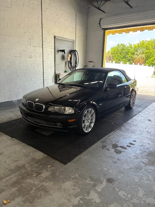 2001 BMW E46 330i & 330Ci - Image 2 of 5