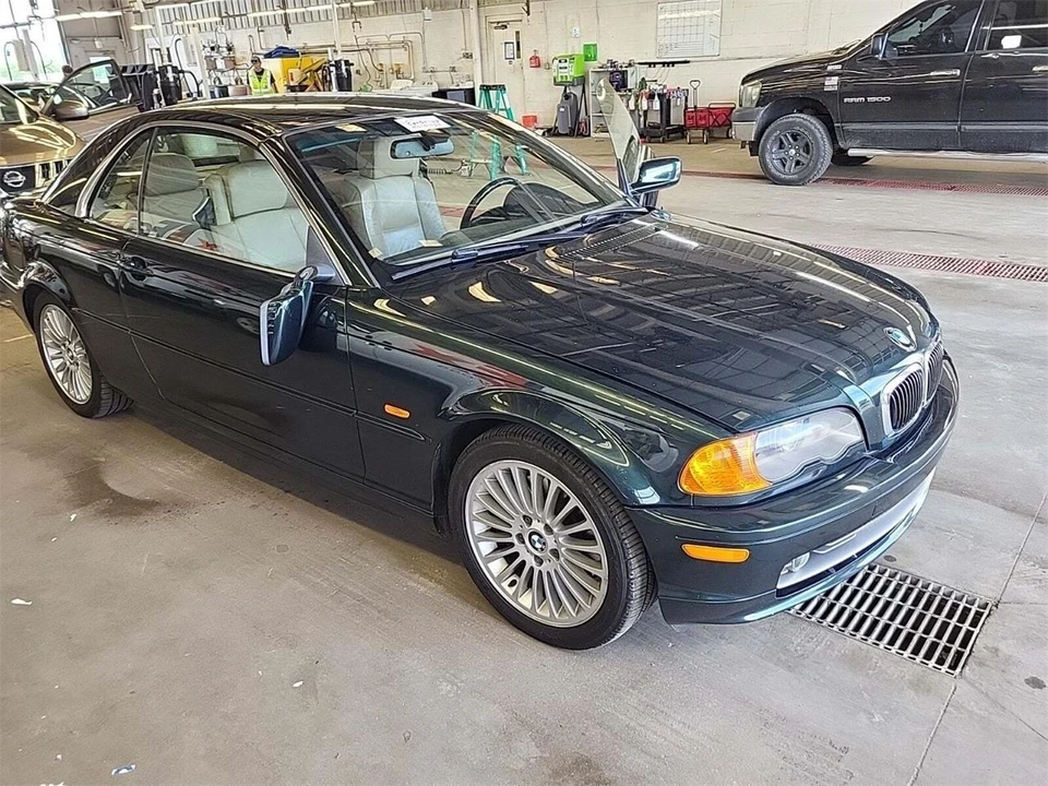 2001 BMW E46 330i & 330Ci - Image 2 of 9