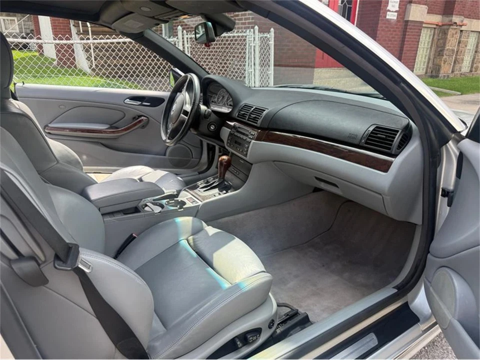 2001 BMW E46 330i & 330Ci - Image 12 of 13