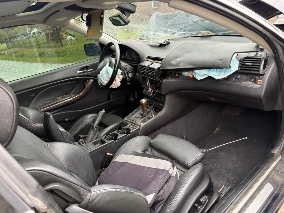 2001 BMW E46 330i & 330Ci - Image 7 of 10
