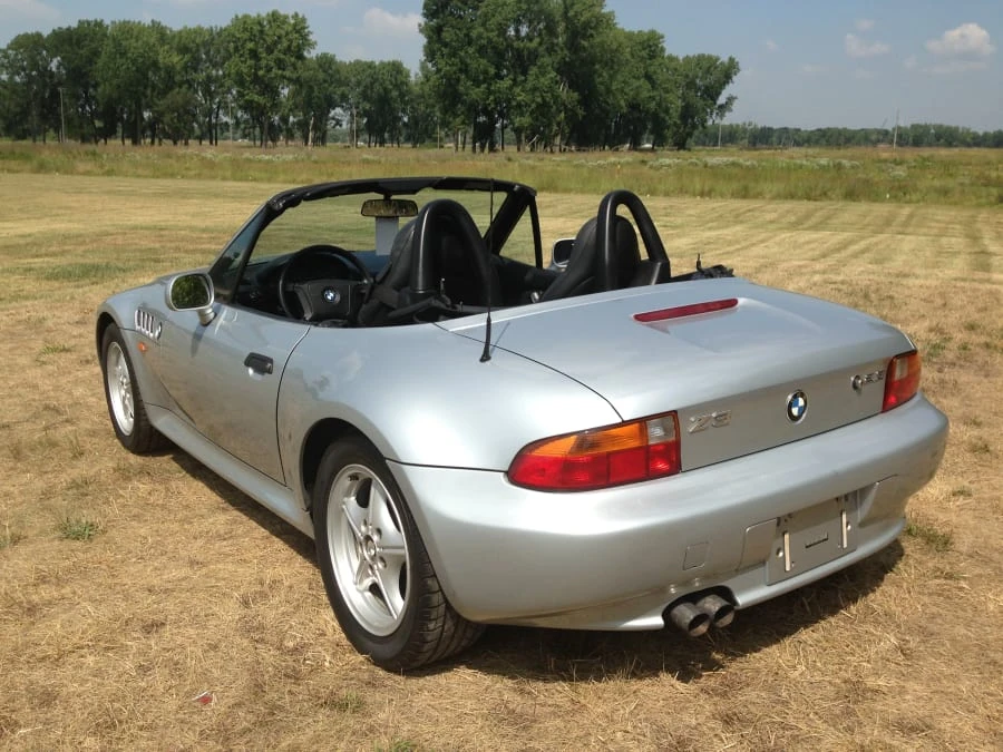 2001 BMW E46 330i & 330Ci - Image 3 of 7
