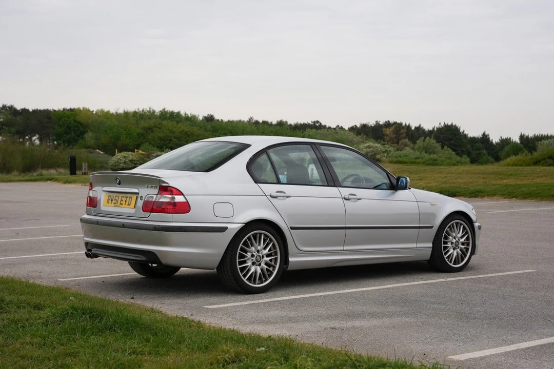 2001 BMW E46 330i & 330Ci - Image 9 of 30