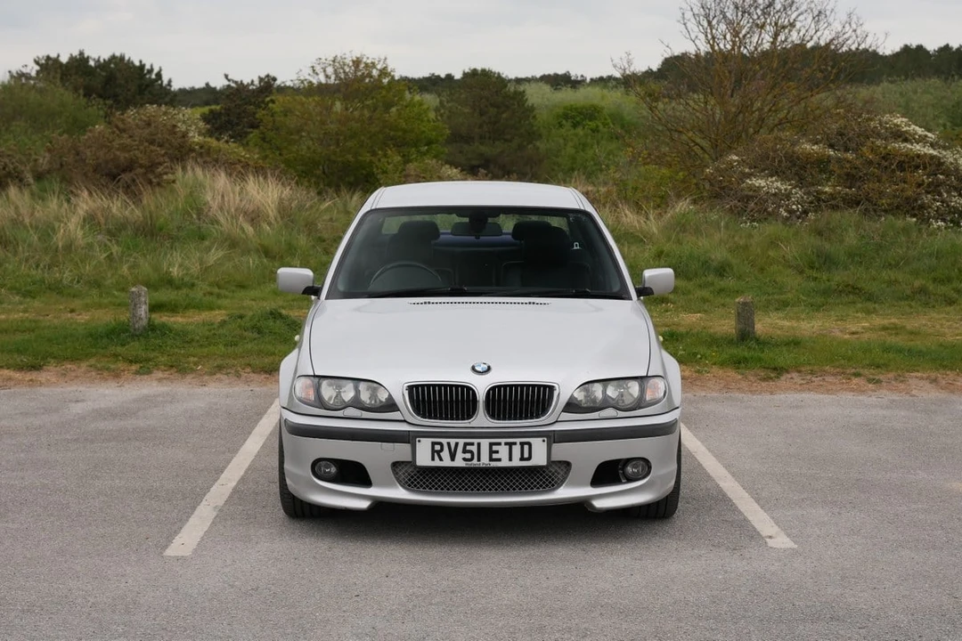 2001 BMW E46 330i & 330Ci - Image 2 of 30