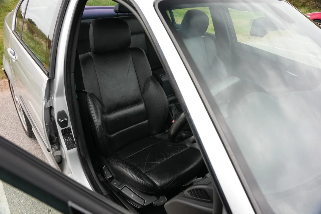 2001 BMW E46 330i & 330Ci - Image 22 of 30