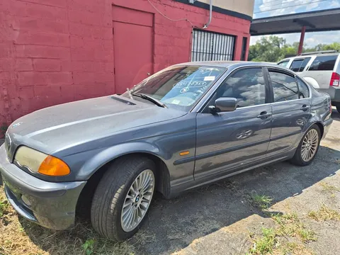 2001 BMW 330i
