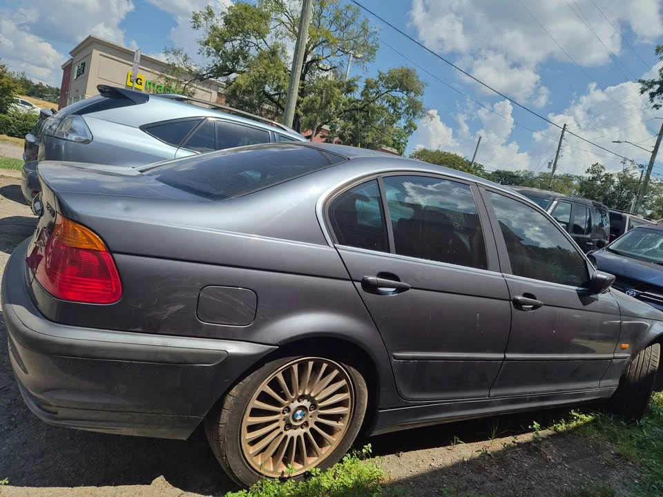2001 BMW E46 330i & 330Ci - Image 3 of 9