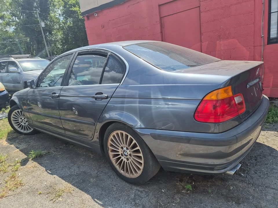 2001 BMW E46 330i & 330Ci - Image 7 of 9