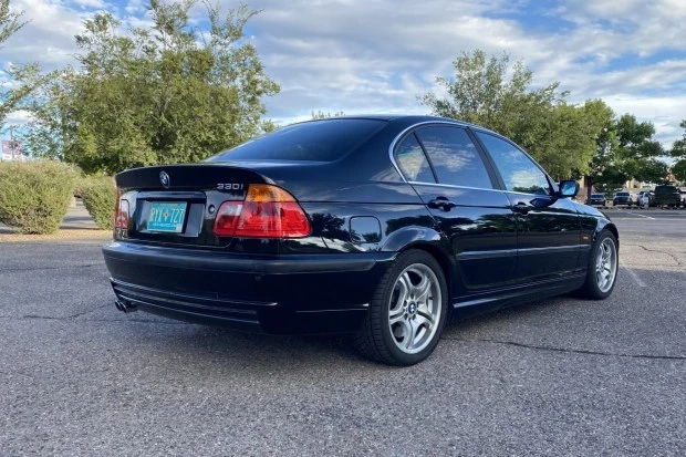 2001 BMW E46 330i & 330Ci - Image 2 of 7