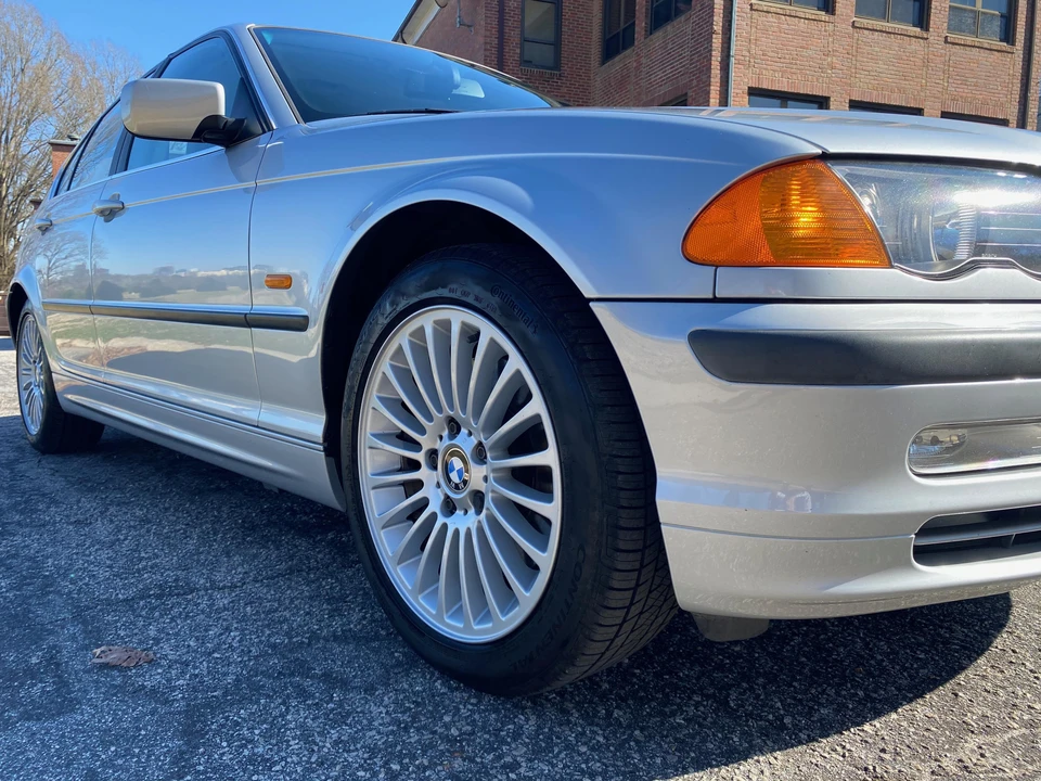 2001 BMW E46 330i & 330Ci - Image 14 of 31