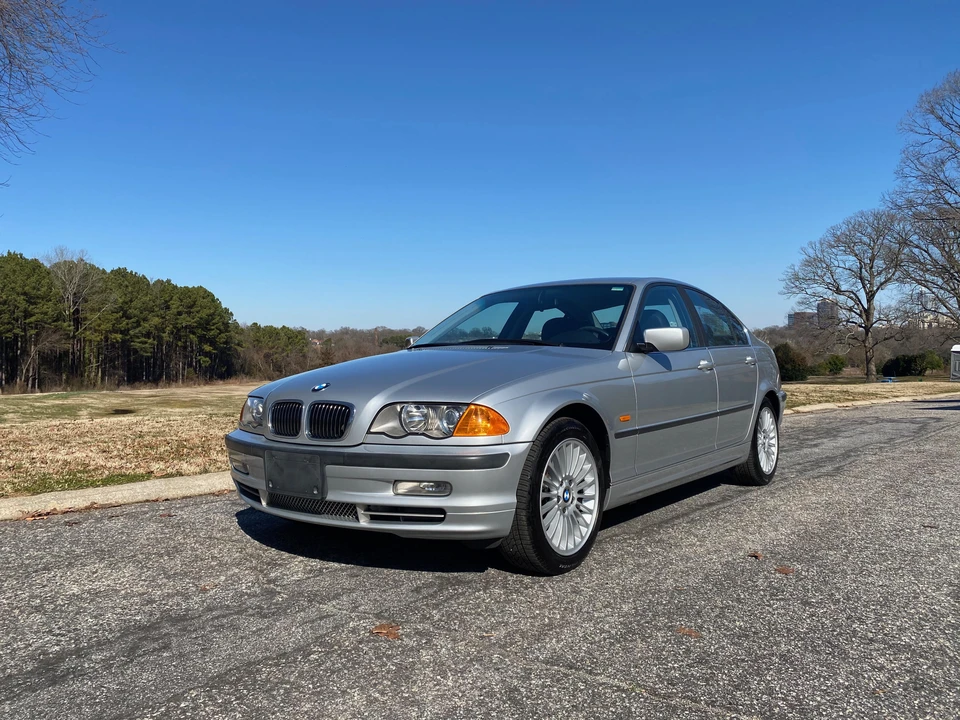 2001 BMW E46 330i & 330Ci - Image 6 of 31