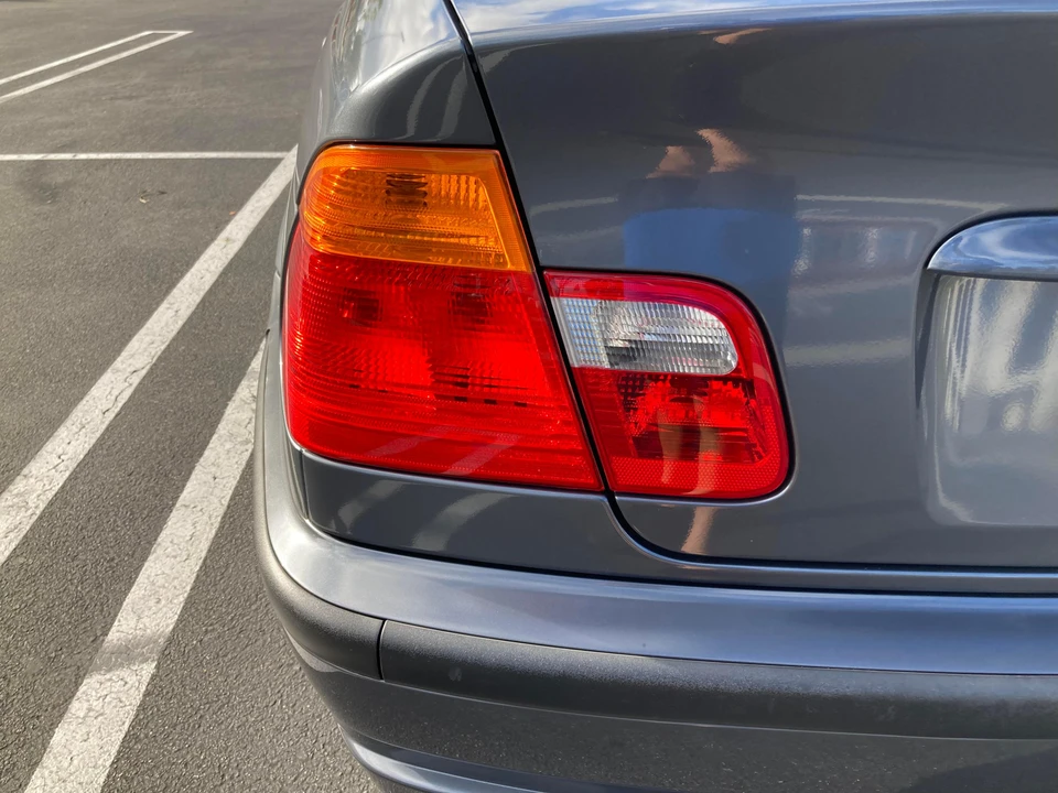 2001 BMW E46 330i & 330Ci - Image 21 of 31