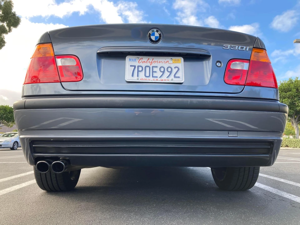 2001 BMW E46 330i & 330Ci - Image 10 of 31