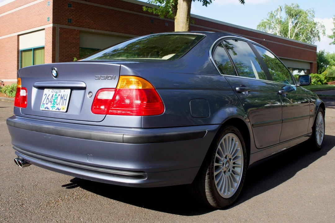 2001 BMW E46 330i & 330Ci - Image 4 of 31