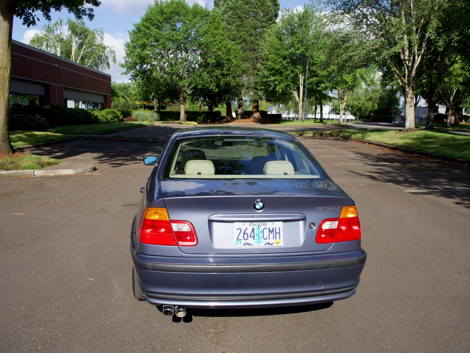 2001 BMW E46 330i & 330Ci - Image 11 of 31