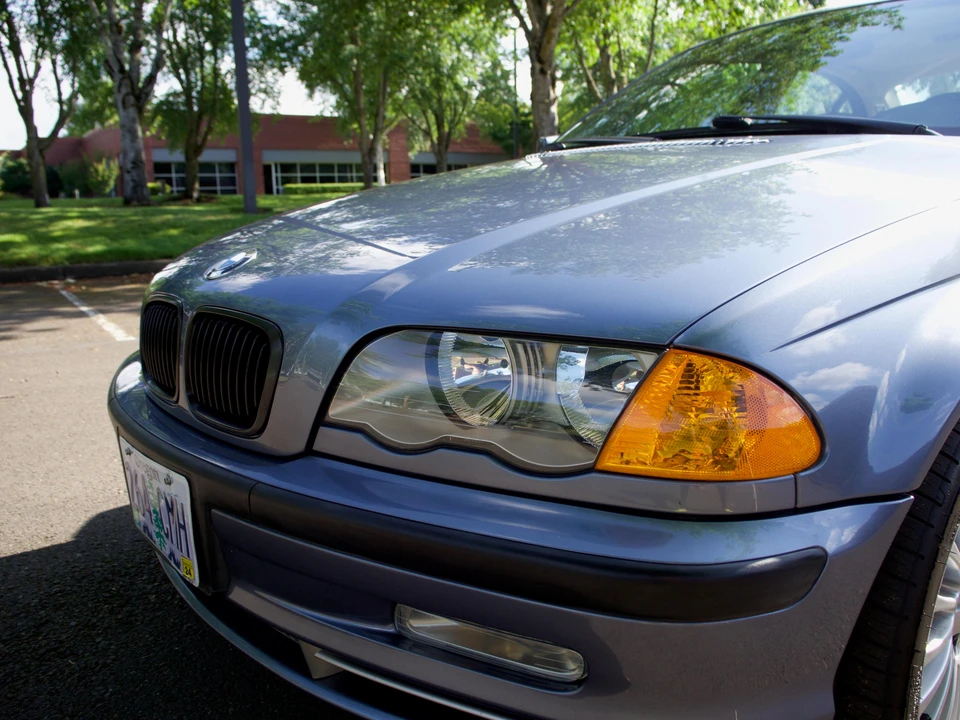 2001 BMW E46 330i & 330Ci - Image 18 of 31