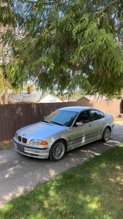 2001 BMW E46 330i & 330Ci - Image 3 of 4