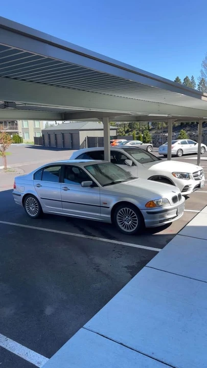 2001 BMW E46 330i & 330Ci - Image 4 of 4