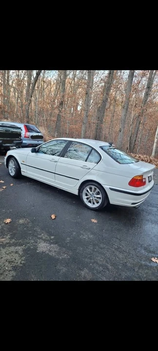 2001 BMW E46 330i & 330Ci - Image 9 of 9