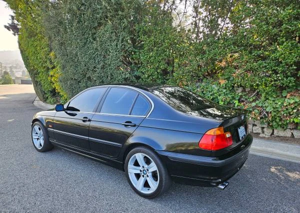 2001 BMW E46 330i & 330Ci - Image 3 of 20
