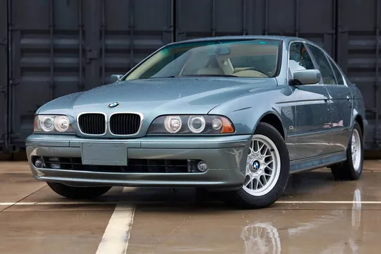 2001 BMW 5 Series 525i Sedan 4D